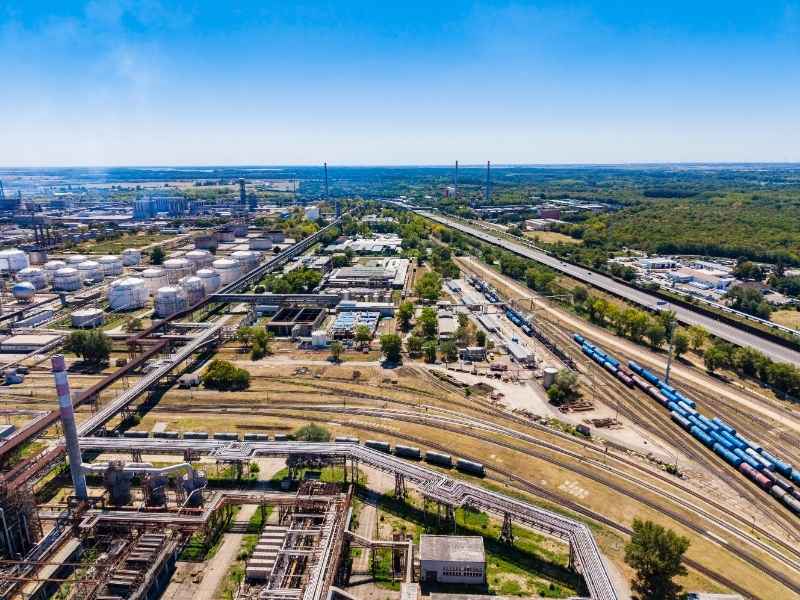 Due diligence survey rail served industrial site Clarksville Tennessee - Clarksville Land Surveying Aerial view of a rail served industrial site with multiple rail spurs and industrial facilities for a due diligence survey in Clarksville Tennessee